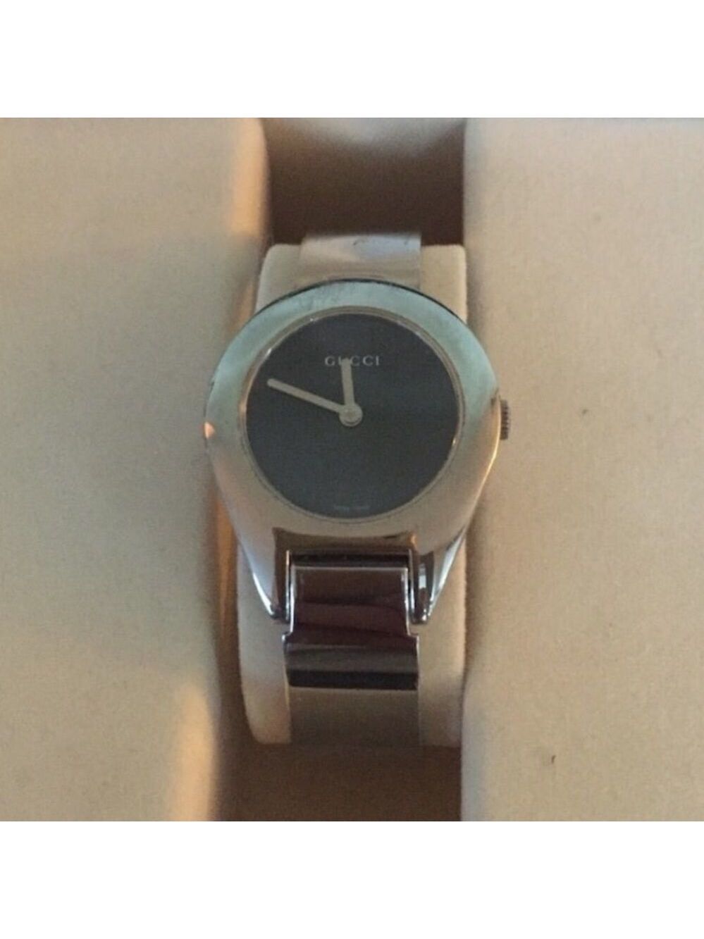 GUCCI Women’s Vintage 6700L Stainless Steel Buckle Watch Silver Black